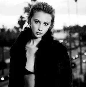 Sarah Gadon OnlyFans Leaked Free Thumbnail Picture - #cnBGvqe3nN