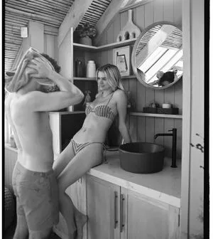 Sarah Hands OnlyFans Leaked Free Thumbnail Picture - #IxjK7mxMDj