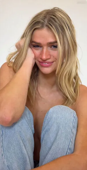 Sarah Hands OnlyFans Leaked Free Thumbnail Picture - #leUCbiTM6A