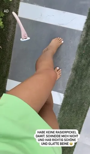 Sarah Harrison OnlyFans Leaked Free Thumbnail Picture - #5mi2w6P1d2
