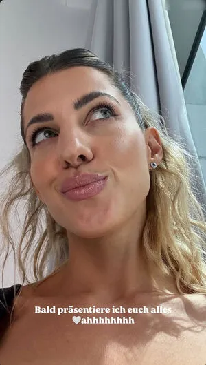 Sarah Harrison OnlyFans Leaked Free Thumbnail Picture - #tgePRYksge