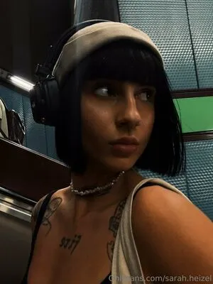 Sarah Heizel OnlyFans Leaked Free Thumbnail Picture - #TgAdvi6FbO