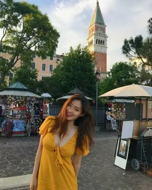 Sarah Hwang OnlyFans Leaked Free Thumbnail Picture - #99CYqo7XL9