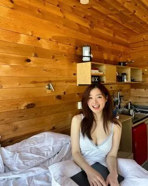 Sarah Hwang OnlyFans Leaked Free Thumbnail Picture - #Hk5PV81FgT