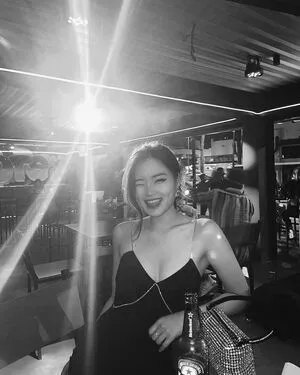 Sarah Hwang OnlyFans Leaked Free Thumbnail Picture - #JLTT58nY06