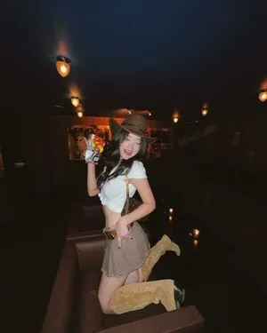 Sarah Hwang OnlyFans Leaked Free Thumbnail Picture - #PktanDJIoD