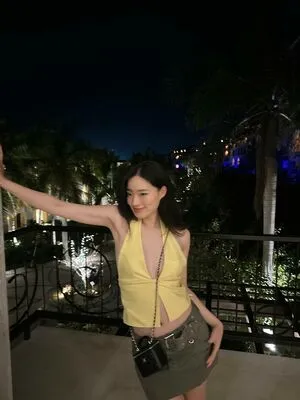 Sarah Hwang OnlyFans Leaked Free Thumbnail Picture - #Ps41N30bhp