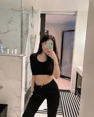 Sarah Hwang OnlyFans Leaked Free Thumbnail Picture - #jIElxDRQUx