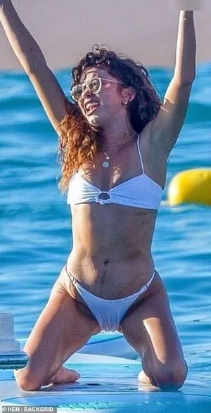 Sarah Hyland OnlyFans Leaked Free Thumbnail Picture - #0UYypEXAs5