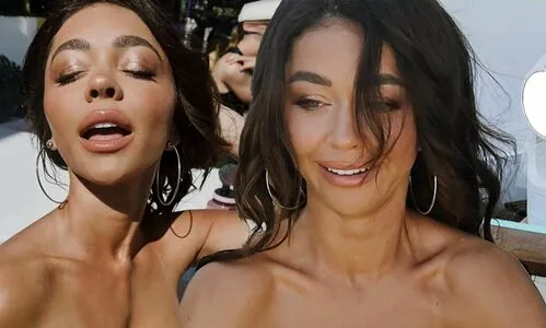 Sarah Hyland OnlyFans Leaked Free Thumbnail Picture - #8CCirmccWI