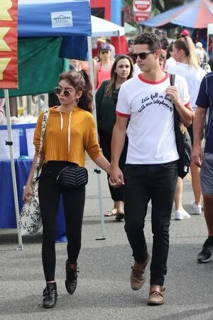 Sarah Hyland OnlyFans Leaked Free Thumbnail Picture - #8KDiSTSULI