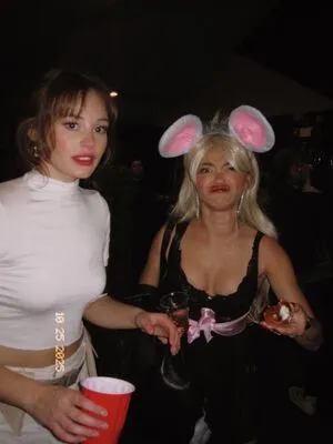 Sarah Hyland OnlyFans Leaked Free Thumbnail Picture - #R3TMez4UGf