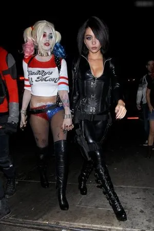 Sarah Hyland OnlyFans Leaked Free Thumbnail Picture - #TNLkF47NBG