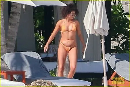 Sarah Hyland OnlyFans Leaked Free Thumbnail Picture - #ezbTU5BoSm