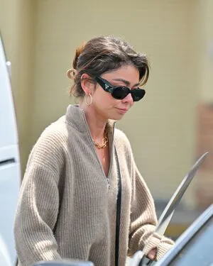 Sarah Hyland OnlyFans Leaked Free Thumbnail Picture - #gILikAGJOS