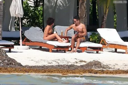 Sarah Hyland OnlyFans Leaked Free Thumbnail Picture - #izivbGyU8D