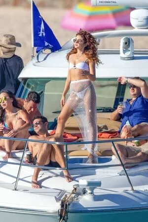 Sarah Hyland OnlyFans Leaked Free Thumbnail Picture - #pYhLGmHq3b