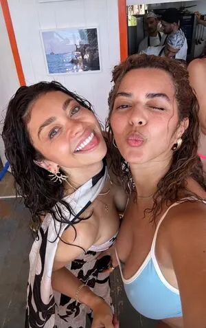Sarah Hyland OnlyFans Leaked Free Thumbnail Picture - #qq9TnLzEm2