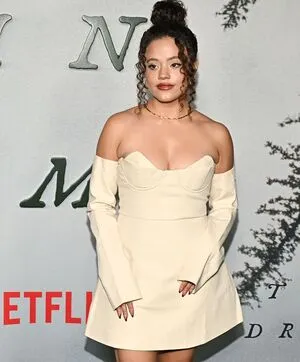 Sarah Jeffery OnlyFans Leaked Free Thumbnail Picture - #CArHqX4kkg