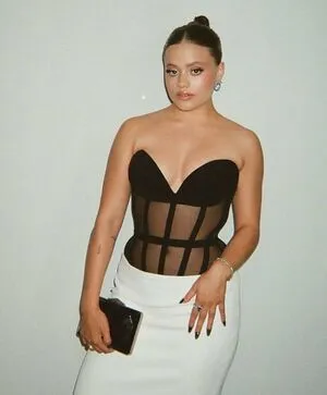 Sarah Jeffery OnlyFans Leaked Free Thumbnail Picture - #DNOgH4VZmN