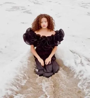 Sarah Jeffery OnlyFans Leaked Free Thumbnail Picture - #K0dS32Jfzn