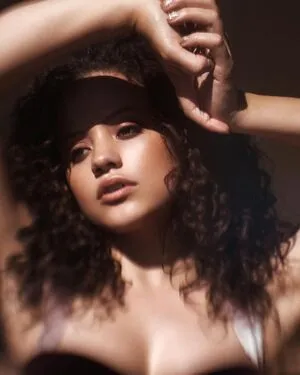 Sarah Jeffery OnlyFans Leaked Free Thumbnail Picture - #MYtqOxwxnh