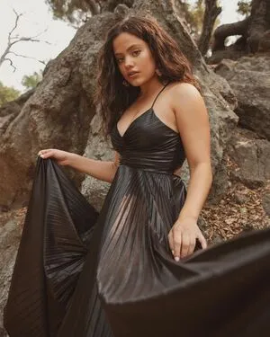 Sarah Jeffery OnlyFans Leaked Free Thumbnail Picture - #PZes13SflA