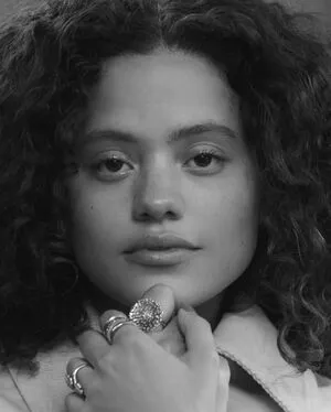 Sarah Jeffery OnlyFans Leaked Free Thumbnail Picture - #XZs2NmzkE4