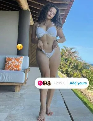 Sarah Jeffery OnlyFans Leaked Free Thumbnail Picture - #ir283t6png