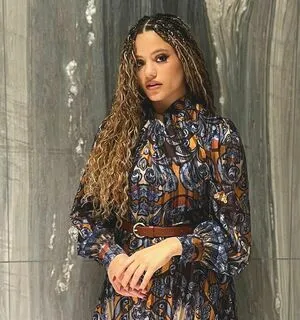 Sarah Jeffery OnlyFans Leaked Free Thumbnail Picture - #kx25QKOaq1