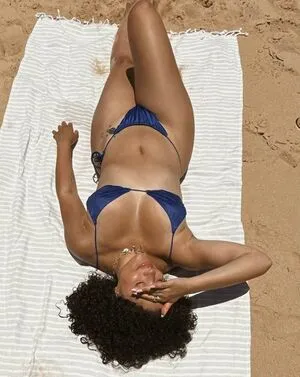 Sarah Jeffery OnlyFans Leaked Free Thumbnail Picture - #llza38B7KO