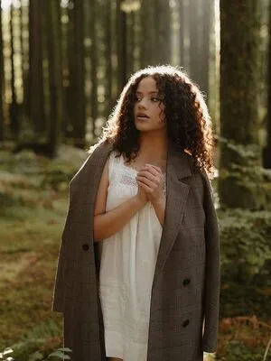 Sarah Jeffery OnlyFans Leaked Free Thumbnail Picture - #tNqBI5uFY6