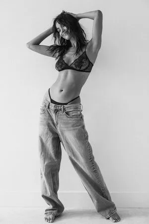 Sarah Lewis OnlyFans Leaked Free Thumbnail Picture - #vkoLk4vE3U