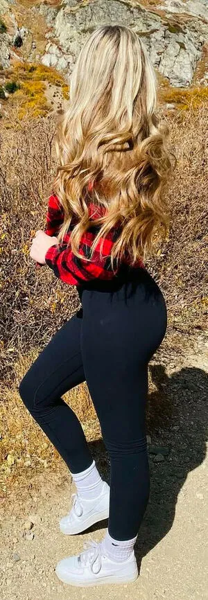 Sarah Lindstrom OnlyFans Leaked Free Thumbnail Picture - #1Y3VBIIe3G