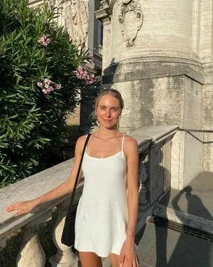 Sarah Lloyd OnlyFans Leaked Free Thumbnail Picture - #CiVeuSKTZS