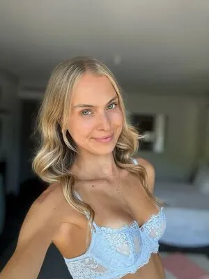 Sarah Lloyd OnlyFans Leaked Free Thumbnail Picture - #WYeL6Y6rza