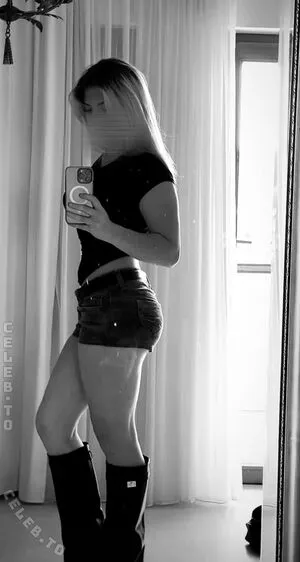 Sarah Lorema OnlyFans Leaked Free Thumbnail Picture - #4NLtQv4dWX