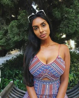 Sarah Mak OnlyFans Leaked Free Thumbnail Picture - #biHzrqJwa4