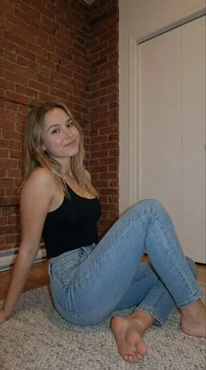 Sarah Maltais OnlyFans Leaked Free Thumbnail Picture - #WBuY2Mvx8Y