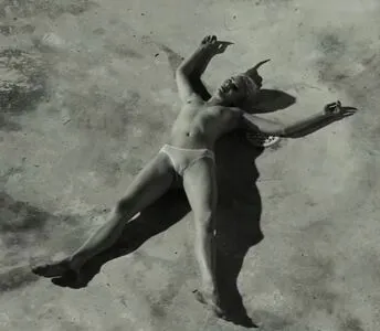 Sarah Margaret Qualley OnlyFans Leaked Free Thumbnail Picture - #wzRsa8lP4e