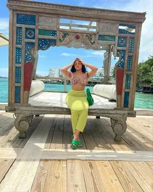 Sarah Marianne OnlyFans Leaked Free Thumbnail Picture - #H84gemLUv2