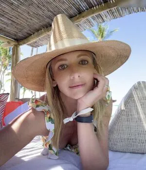 Sarah Michelle Gellar OnlyFans Leaked Free Thumbnail Picture - #1IpCVZmyse