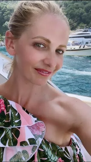 Sarah Michelle Gellar OnlyFans Leaked Free Thumbnail Picture - #9KeBAhX5b6