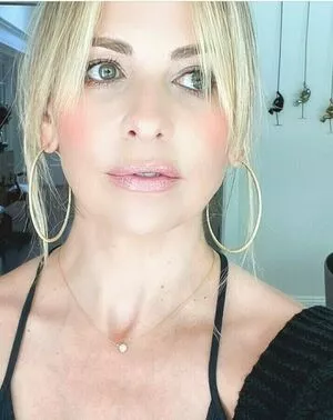 Sarah Michelle Gellar OnlyFans Leaked Free Thumbnail Picture - #EzjzFapUls