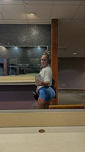 Sarah Riley OnlyFans Leaked Free Thumbnail Picture - #vMMPan2Doi