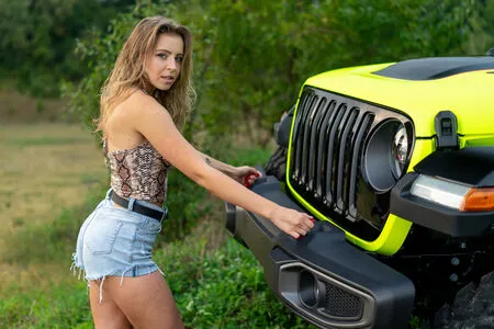 Sarah Senecal OnlyFans Leaked Free Thumbnail Picture - #9yf2g92faK