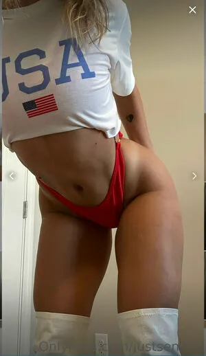 Sarah Senecal OnlyFans Leaked Free Thumbnail Picture - #J0ttUIB3D3