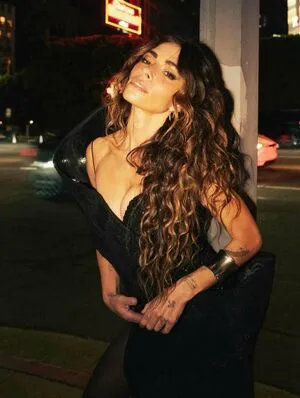 Sarah Shahi OnlyFans Leaked Free Thumbnail Picture - #of3blXfLSs