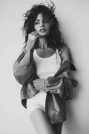 Sarah Shahi OnlyFans Leaked Free Thumbnail Picture - #yfjMeP4lsw