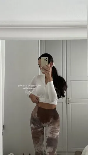 Sarah Theiler OnlyFans Leaked Free Thumbnail Picture - #fabiIhCbQa